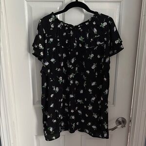 LOFT Black and White Relaxed Short Sleeve Blouse